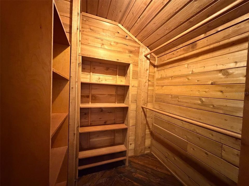 На продажу: $1,190,000 (6 спален, 5 ванн, 7683 Квадратных фут)