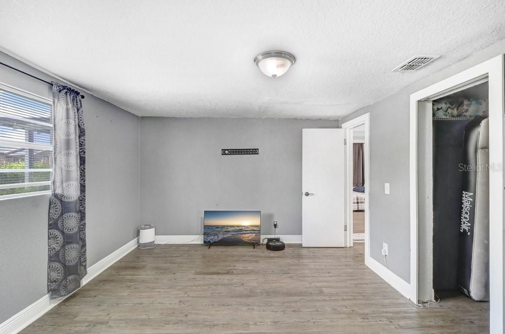 En Venta: $229,999 (2 camas, 1 baños, 1093 Pies cuadrados)