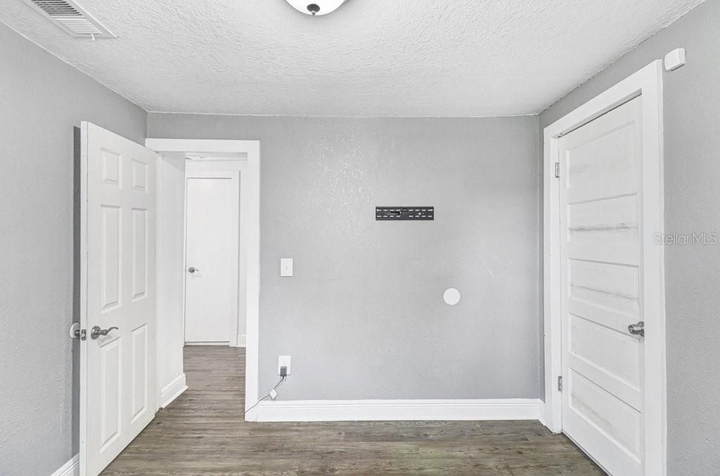 En Venta: $229,999 (2 camas, 1 baños, 1093 Pies cuadrados)