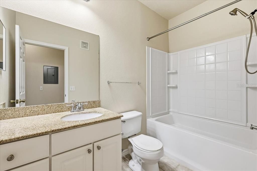 For Rent: $1,900 (2 beds, 2 baths, 1264 Square Feet)