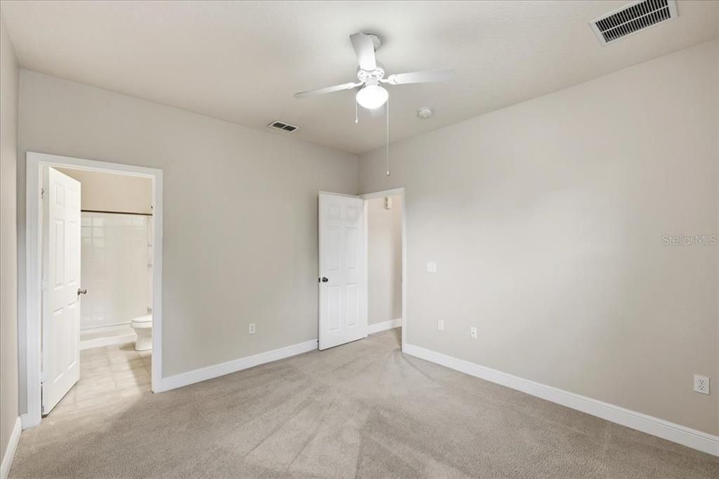 For Rent: $1,900 (2 beds, 2 baths, 1264 Square Feet)