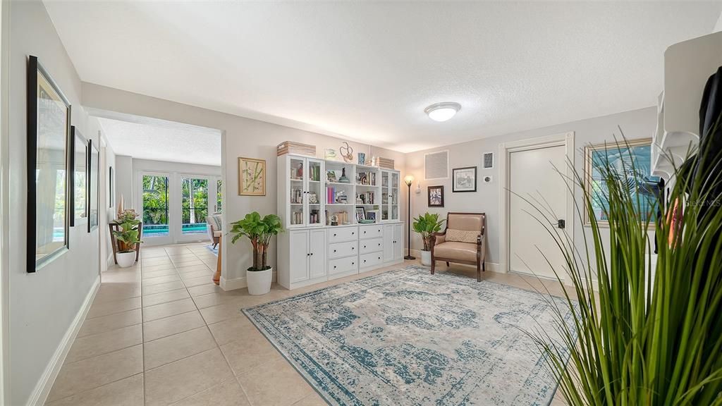 En Venta: $1,650,000 (4 camas, 2 baños, 3180 Pies cuadrados)