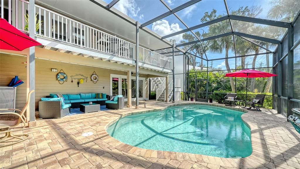 En Venta: $1,650,000 (4 camas, 2 baños, 3180 Pies cuadrados)