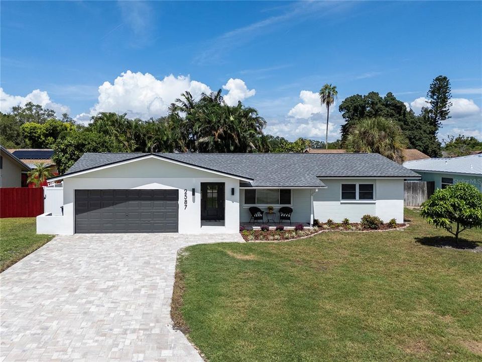 For Sale: $800,000 (4 beds, 3 baths, 2234 Square Feet)