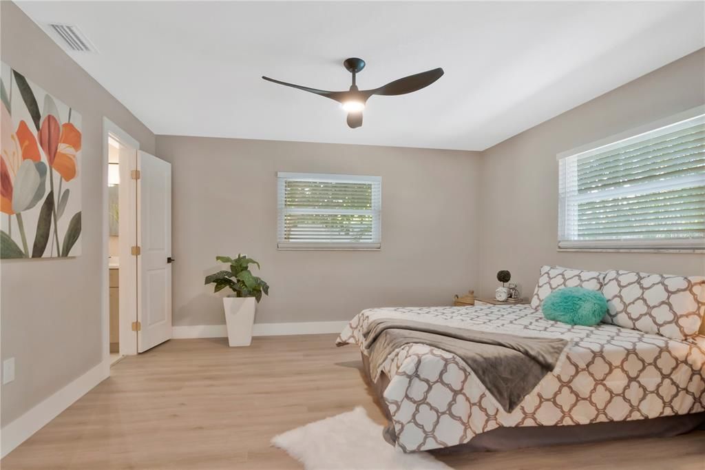 For Sale: $800,000 (4 beds, 3 baths, 2234 Square Feet)