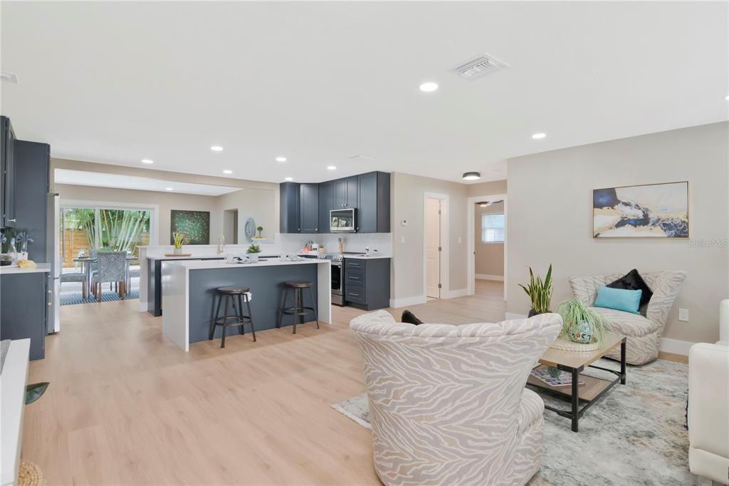 For Sale: $800,000 (4 beds, 3 baths, 2234 Square Feet)