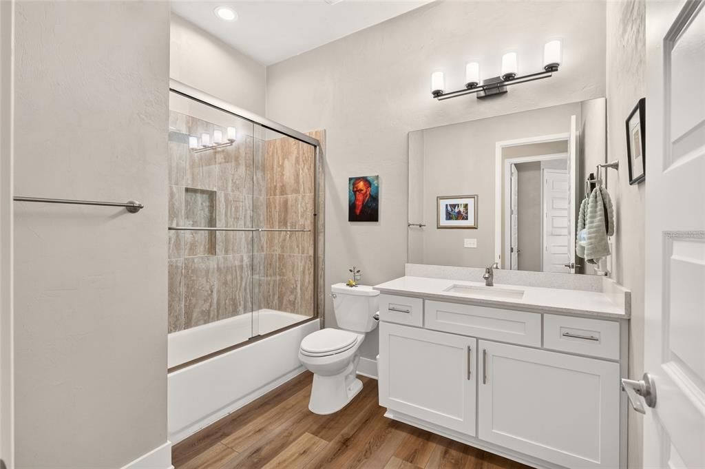 На продажу: $434,000 (3 спален, 2 ванн, 2049 Квадратных фут)