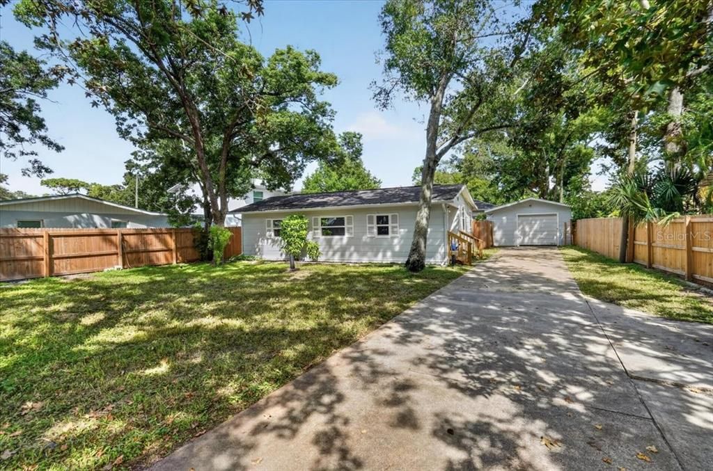 En Venta: $285,000 (2 camas, 1 baños, 804 Pies cuadrados)