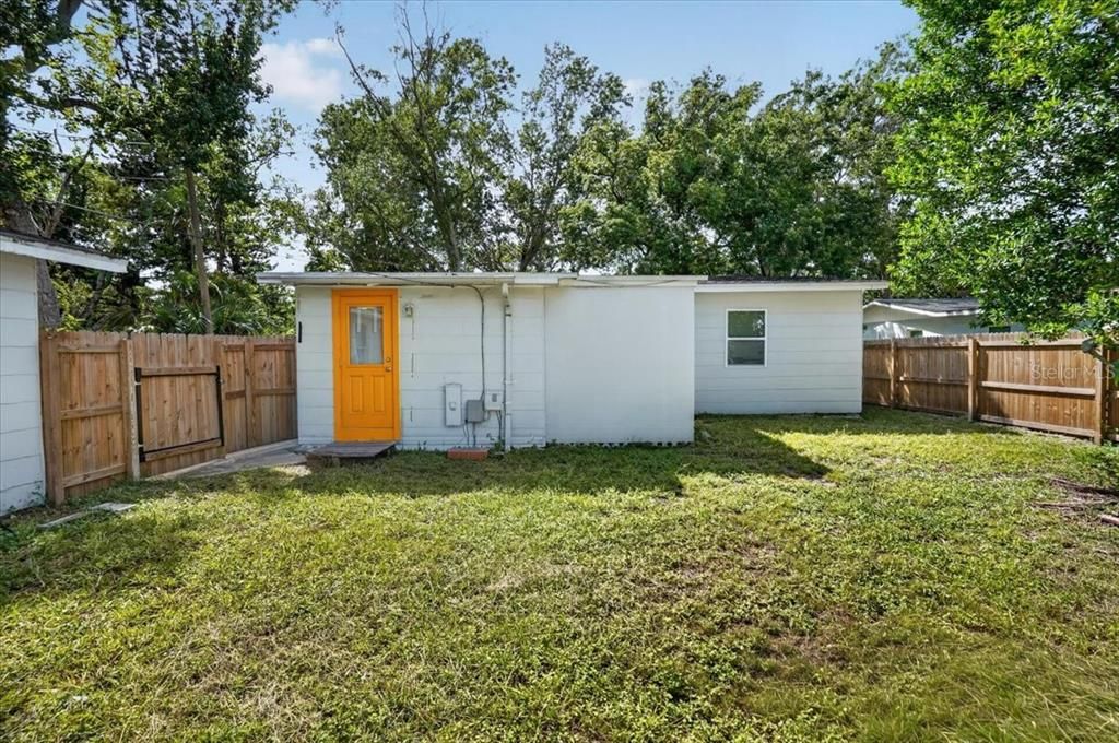 En Venta: $285,000 (2 camas, 1 baños, 804 Pies cuadrados)