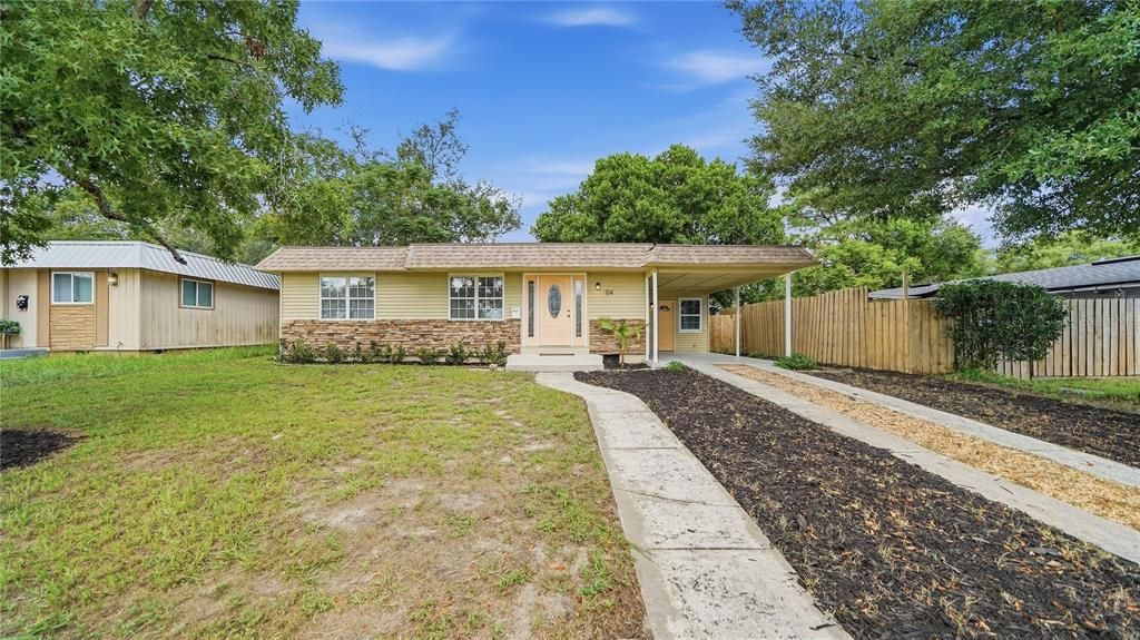 For Sale: $269,990 (3 beds, 1 baths, 1180 Square Feet)