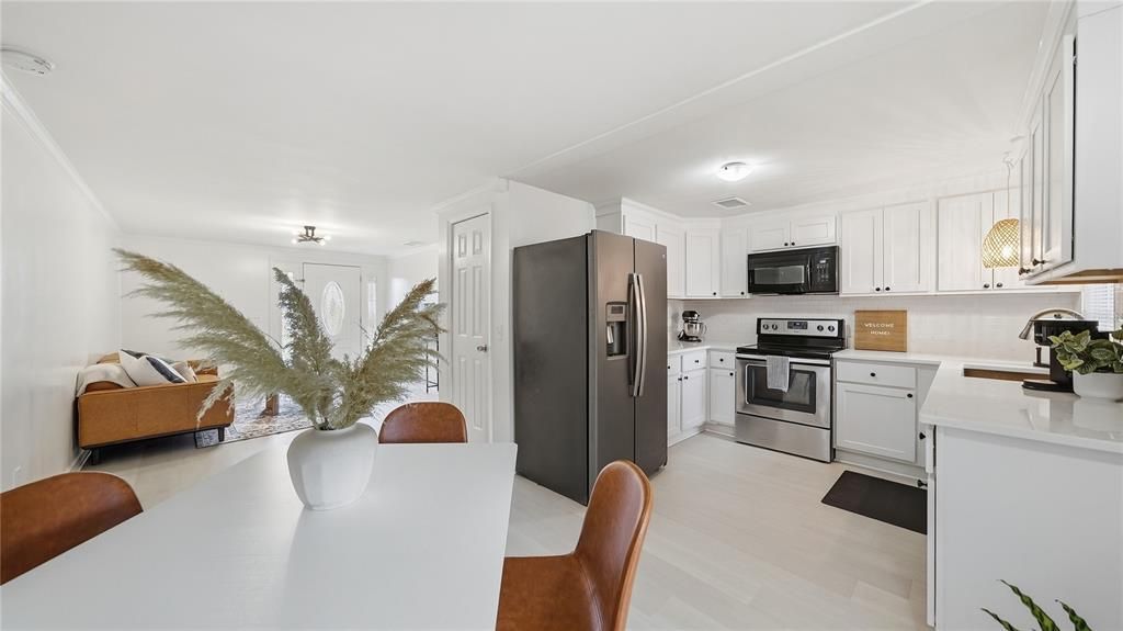 For Sale: $269,990 (3 beds, 1 baths, 1180 Square Feet)