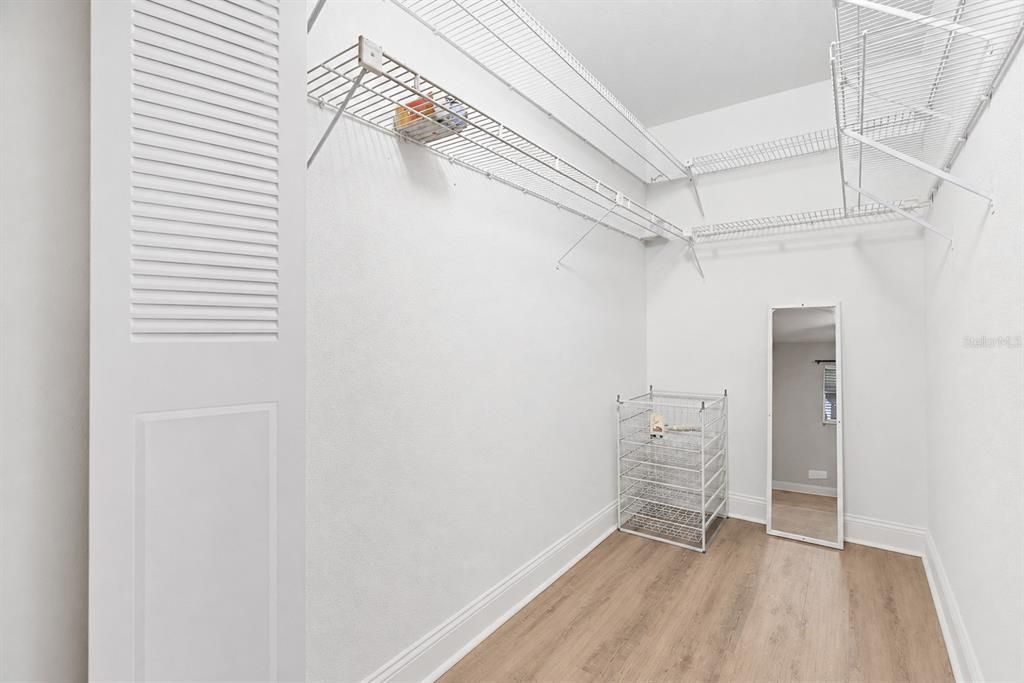 В аренду: $1,900 (2 спален, 2 ванн, 960 Квадратных фут)
