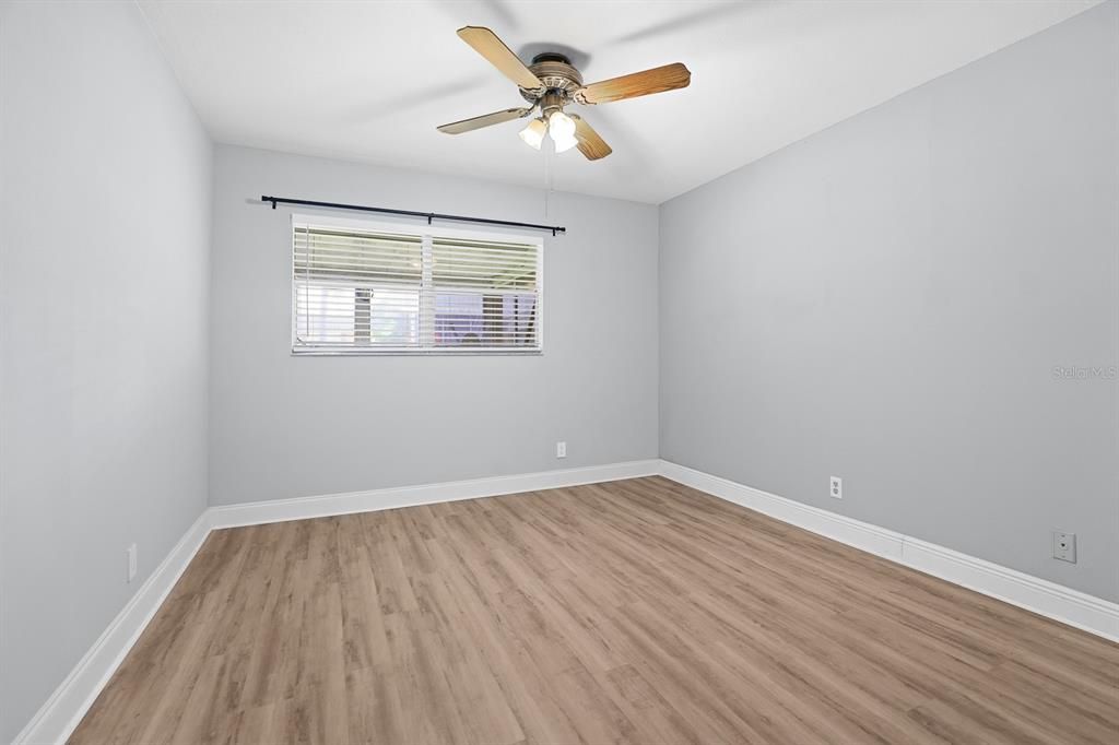В аренду: $1,900 (2 спален, 2 ванн, 960 Квадратных фут)
