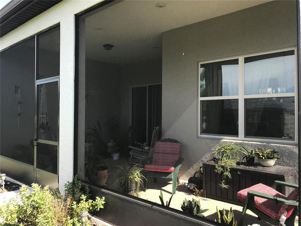 For Sale: $469,000 (2 beds, 2 baths, 2110 Square Feet)
