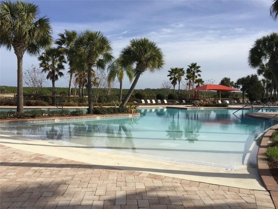 For Sale: $469,000 (2 beds, 2 baths, 2110 Square Feet)