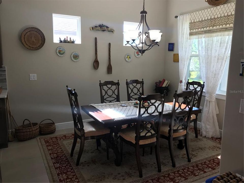 For Sale: $469,000 (2 beds, 2 baths, 2110 Square Feet)