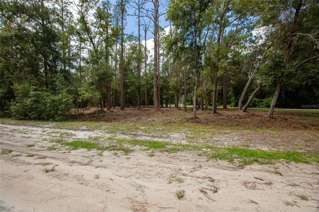 待售: $25,000 (0.47 acres)