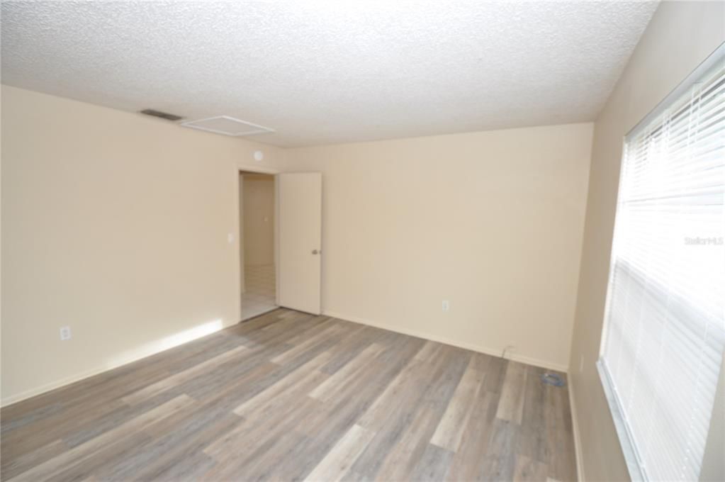 В аренду: $1,595 (2 спален, 2 ванн, 905 Квадратных фут)