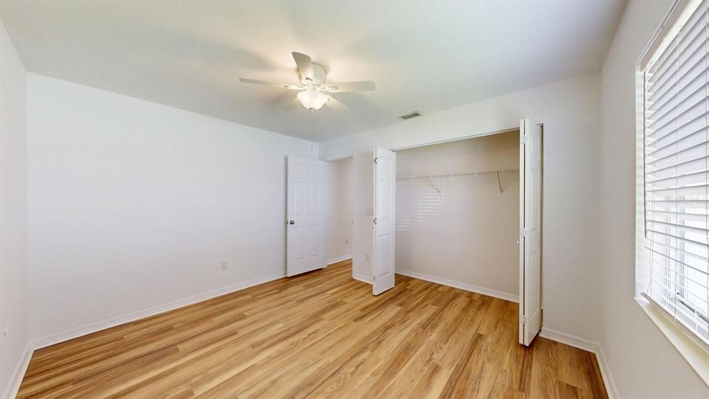 For Sale: $319,900 (3 beds, 2 baths, 1836 Square Feet)