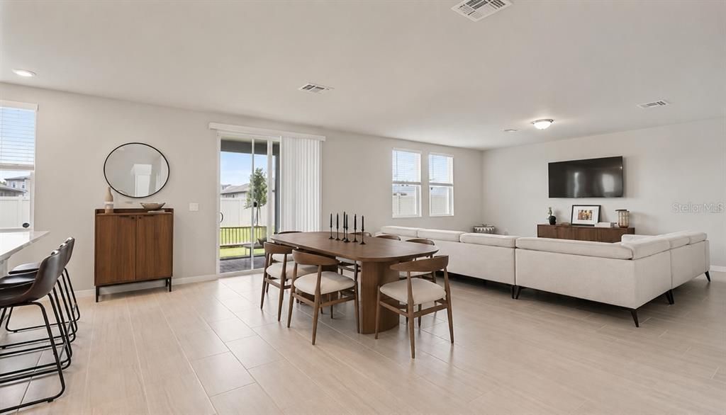 En Venta: $484,900 (4 camas, 3 baños, 2634 Pies cuadrados)