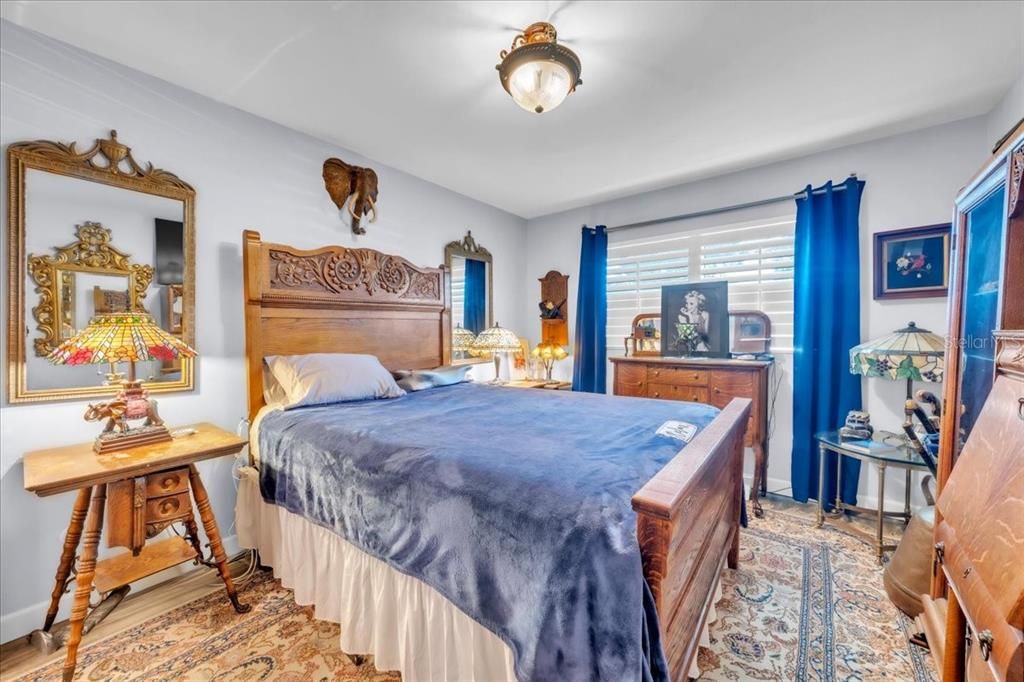 На продажу: $125,000 (1 спален, 1 ванн, 935 Квадратных фут)