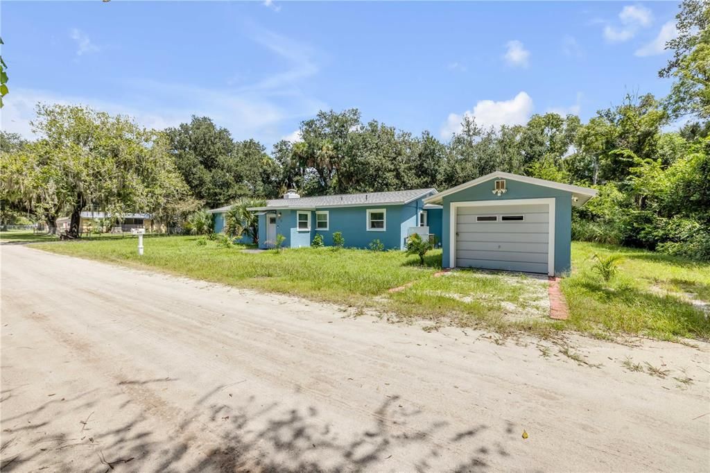 En Venta: $474,900 (3 camas, 3 baños, 1686 Pies cuadrados)