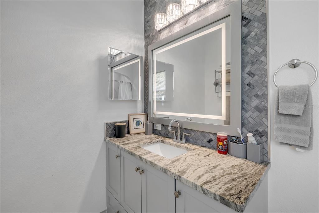 En Venta: $474,900 (3 camas, 3 baños, 1686 Pies cuadrados)