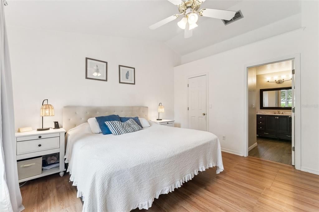 En Venta: $368,000 (3 camas, 2 baños, 1192 Pies cuadrados)