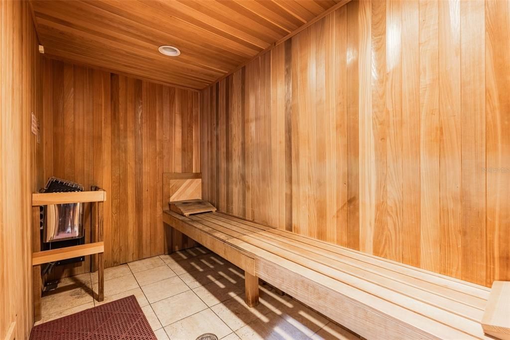 На продажу: $270,000 (3 спален, 2 ванн, 1942 Квадратных фут)