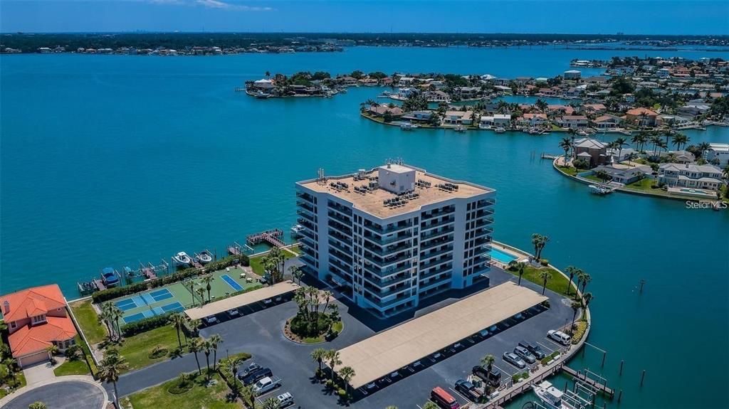 For Rent: $3,900 (2 beds, 2 baths, 1530 Square Feet)