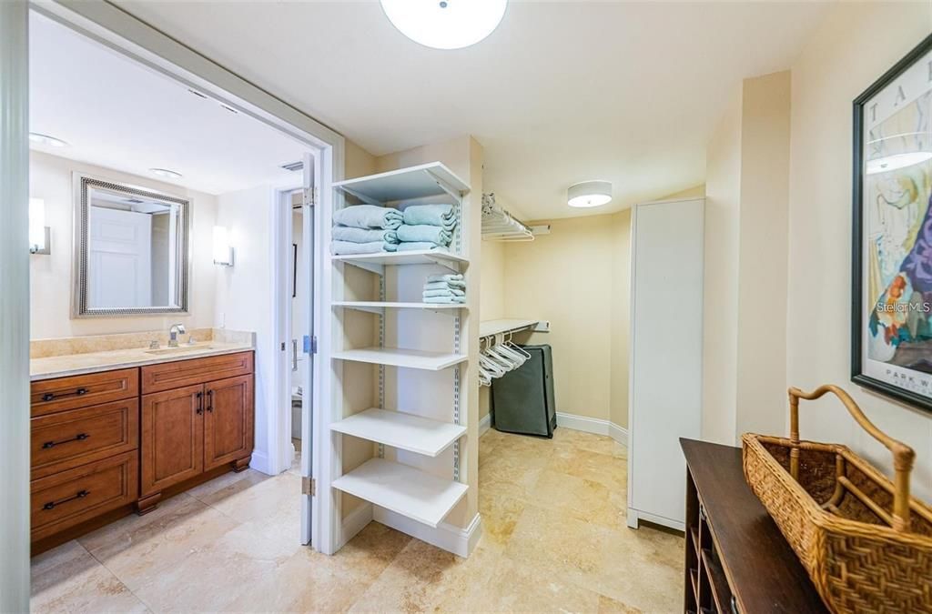 For Rent: $3,900 (2 beds, 2 baths, 1530 Square Feet)