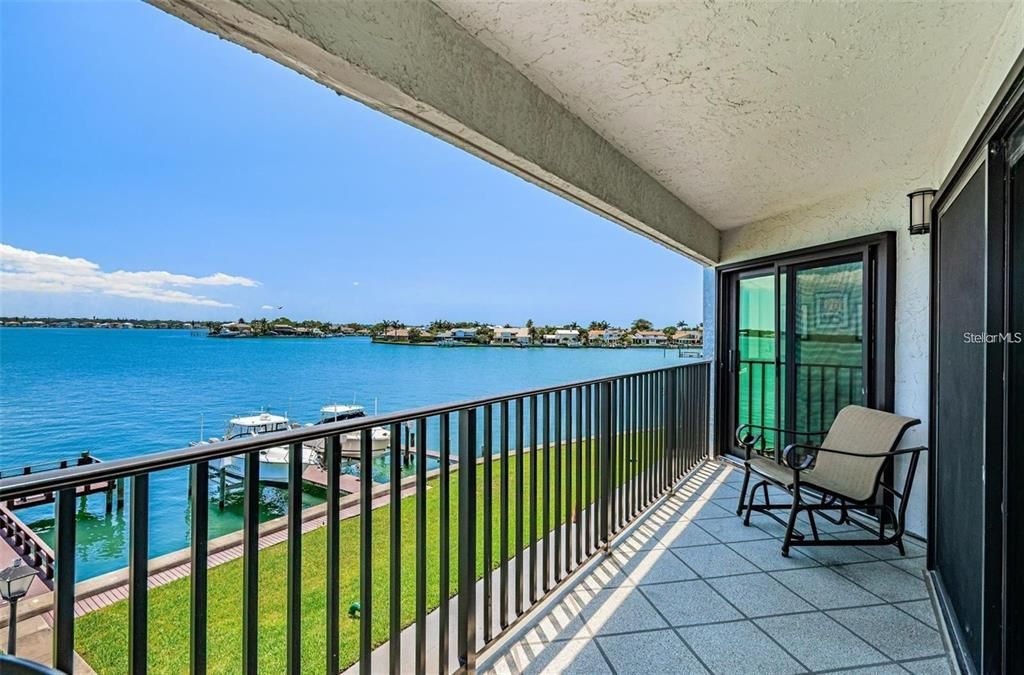 For Rent: $3,900 (2 beds, 2 baths, 1530 Square Feet)