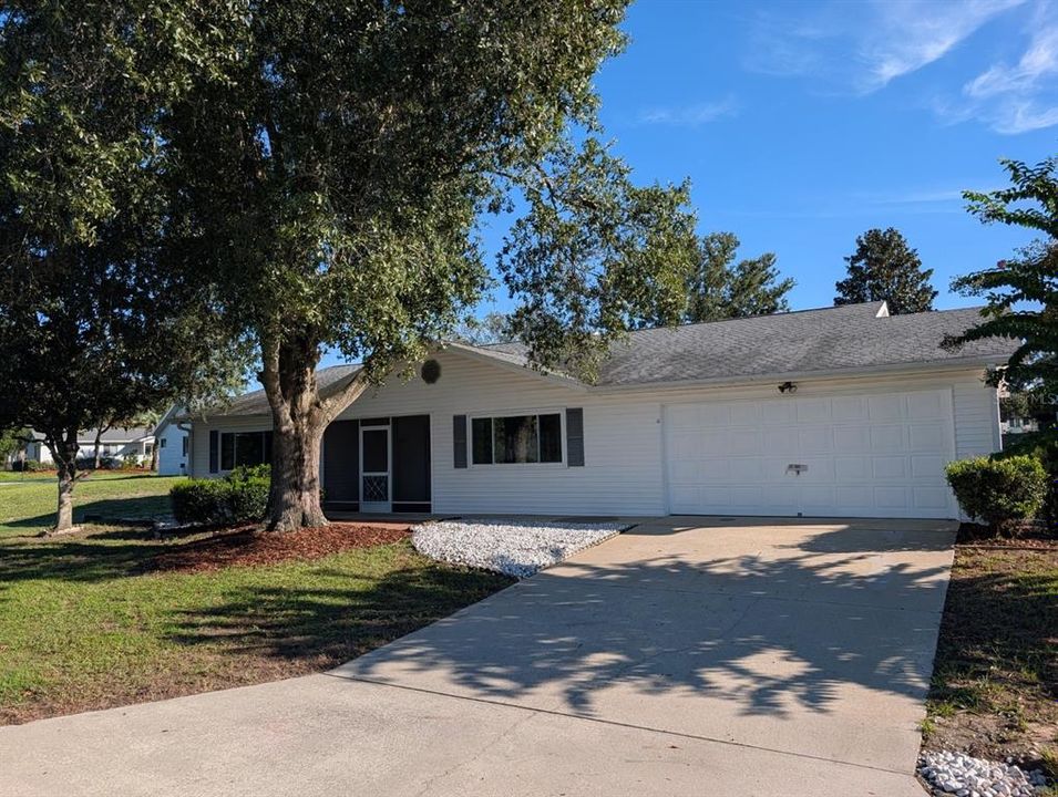 For Sale: $242,900 (3 beds, 2 baths, 1617 Square Feet)
