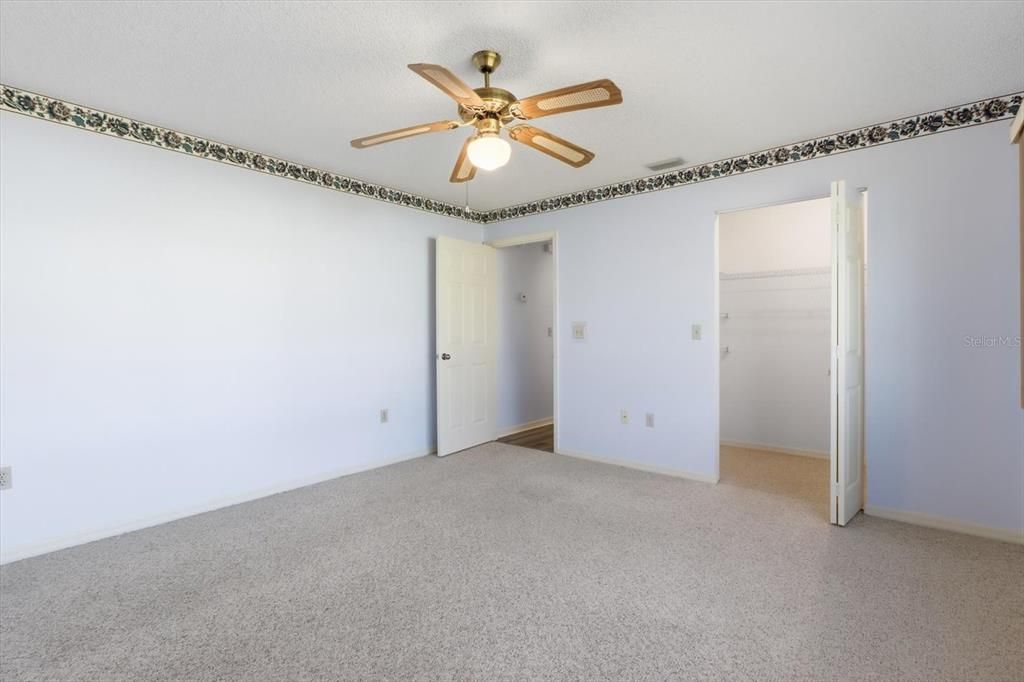 For Sale: $242,900 (3 beds, 2 baths, 1617 Square Feet)