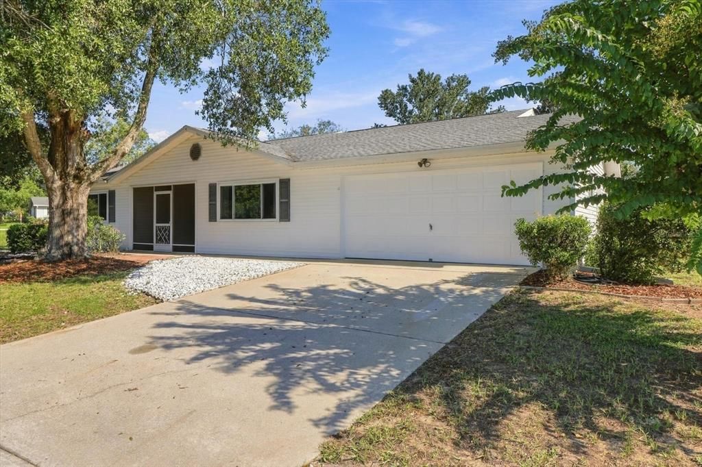 For Sale: $242,900 (3 beds, 2 baths, 1617 Square Feet)