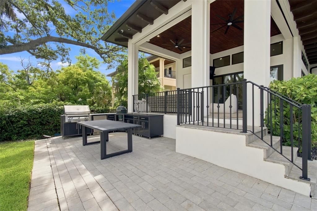 For Sale: $5,850,000 (4 beds, 3 baths, 4406 Square Feet)