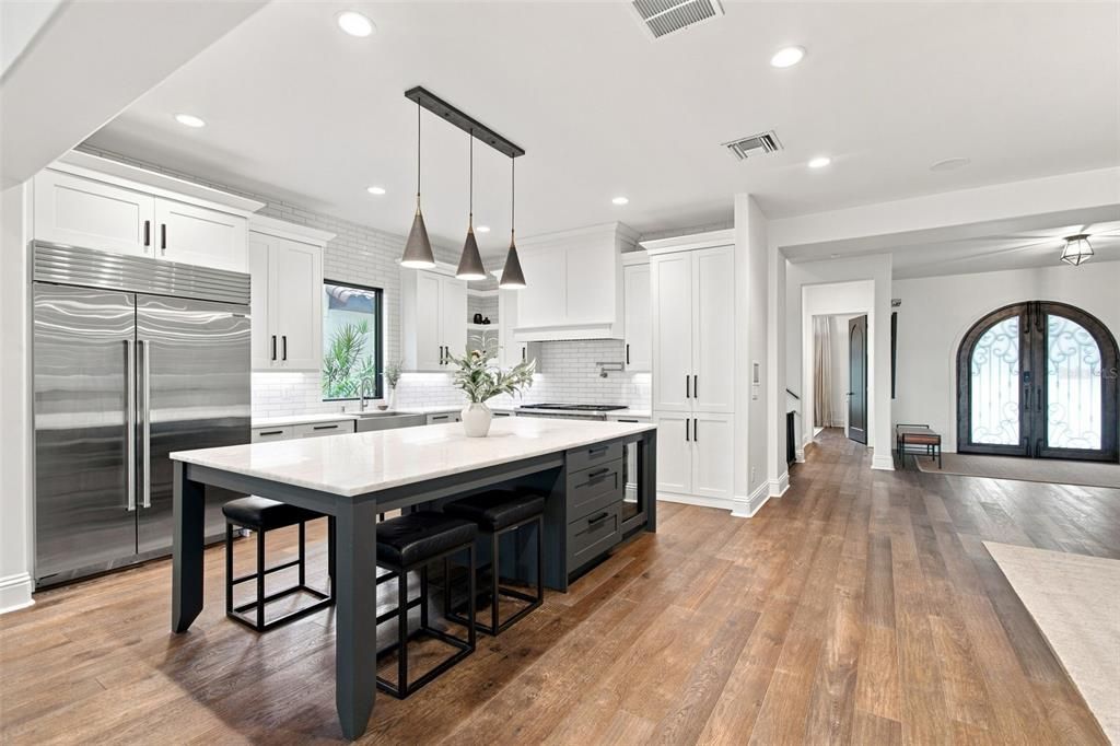 For Sale: $5,850,000 (4 beds, 3 baths, 4406 Square Feet)
