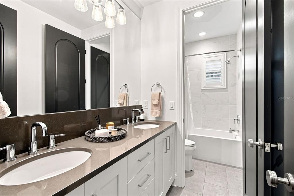 For Sale: $5,850,000 (4 beds, 3 baths, 4406 Square Feet)