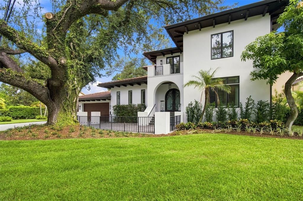 For Sale: $5,850,000 (4 beds, 3 baths, 4406 Square Feet)