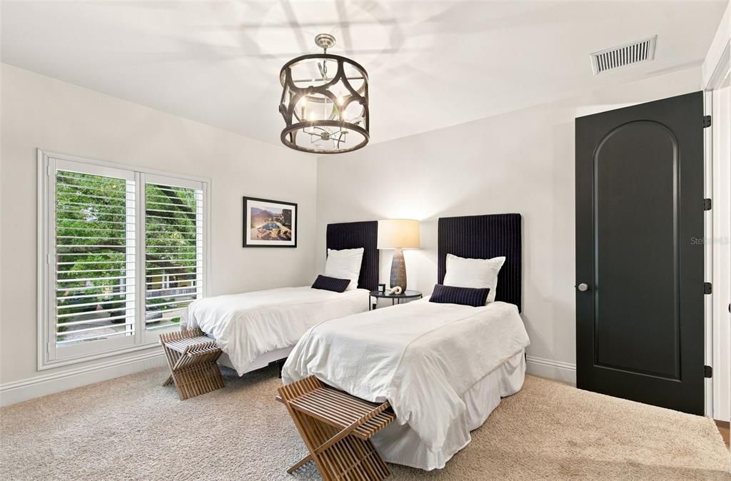 For Sale: $5,850,000 (4 beds, 3 baths, 4406 Square Feet)