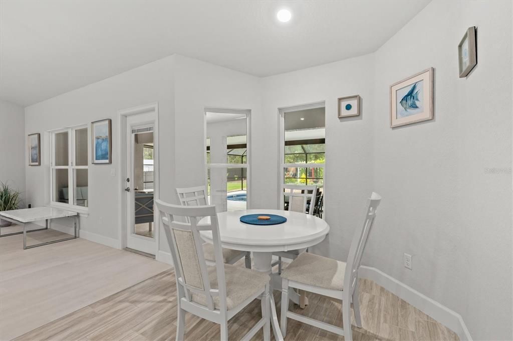 For Sale: $499,900 (4 beds, 2 baths, 2339 Square Feet)