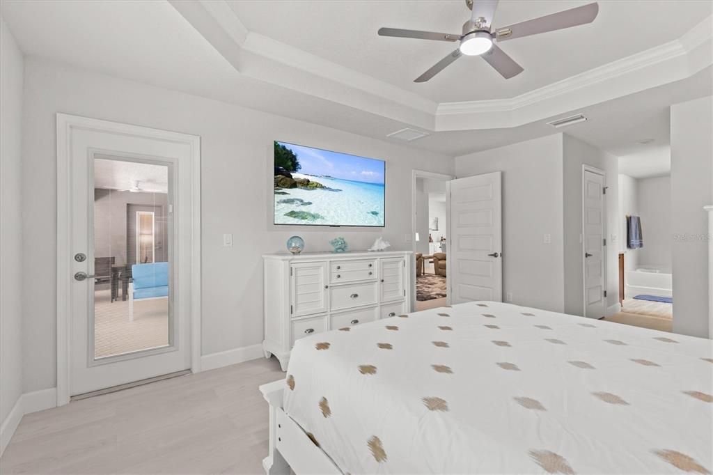 For Sale: $499,900 (4 beds, 2 baths, 2339 Square Feet)
