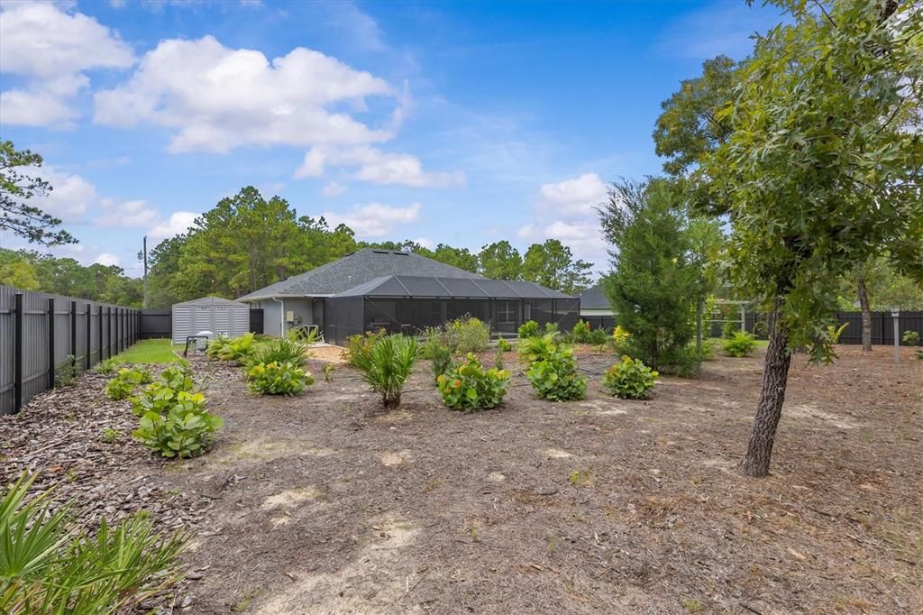 For Sale: $499,900 (4 beds, 2 baths, 2339 Square Feet)