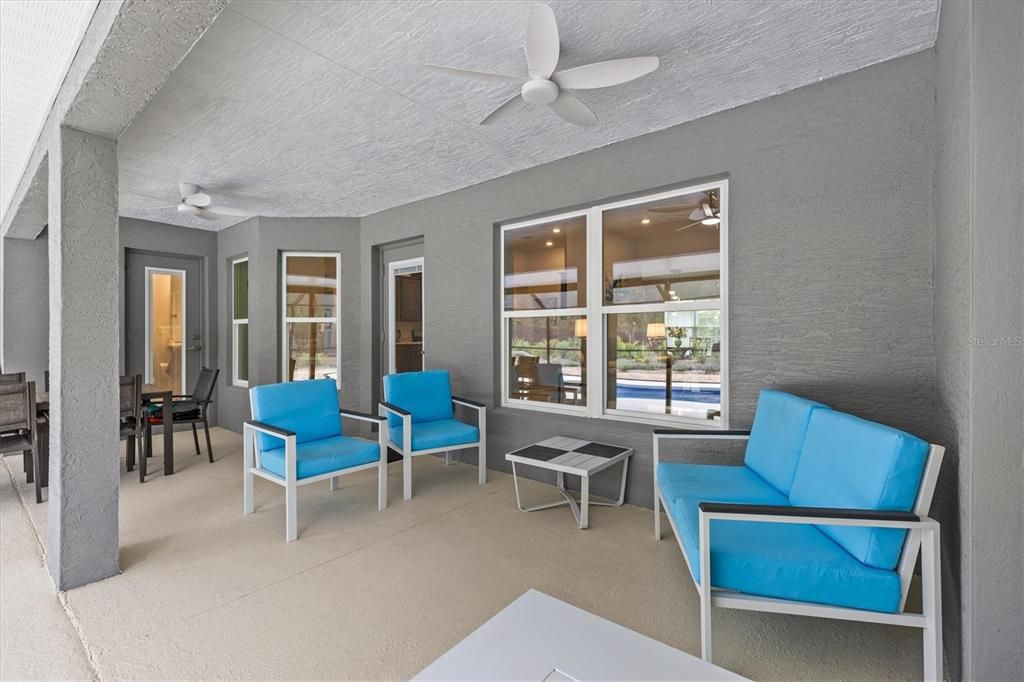 For Sale: $499,900 (4 beds, 2 baths, 2339 Square Feet)