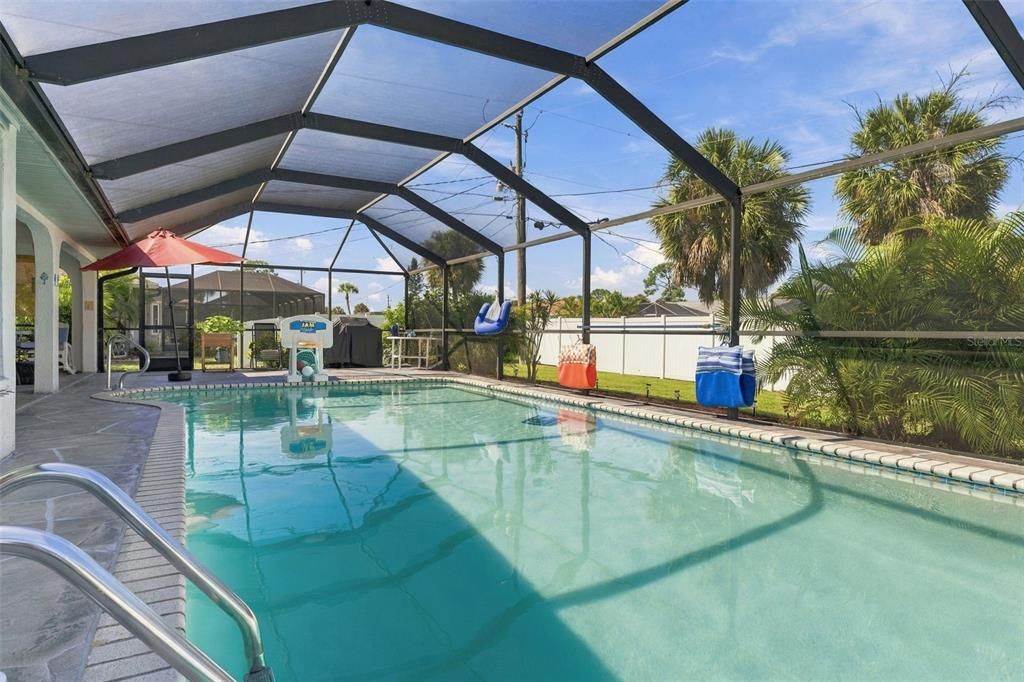 En Venta: $329,900 (3 camas, 2 baños, 1462 Pies cuadrados)