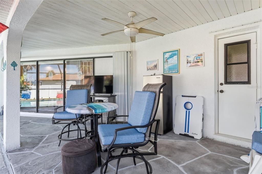 En Venta: $329,900 (3 camas, 2 baños, 1462 Pies cuadrados)