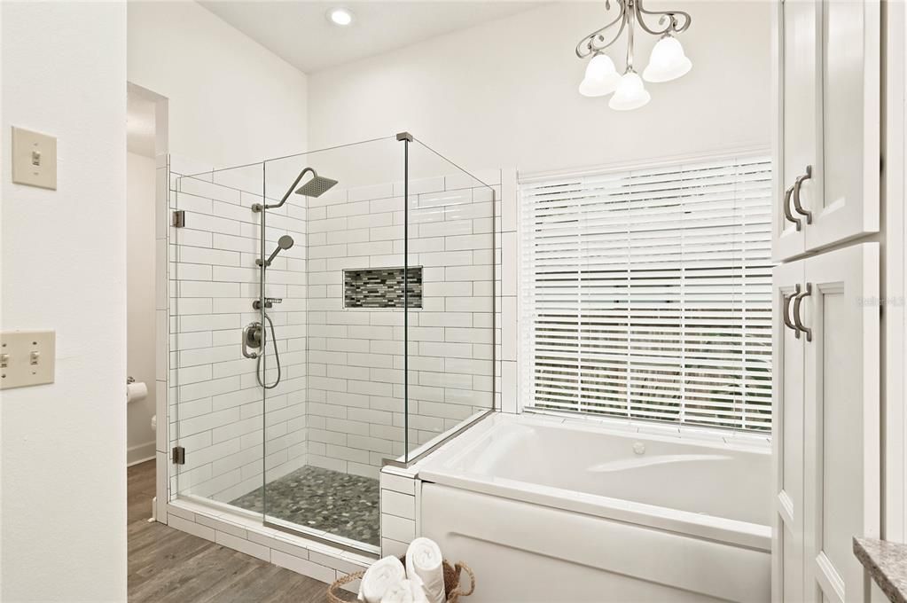 For Sale: $629,000 (4 beds, 2 baths, 3090 Square Feet)