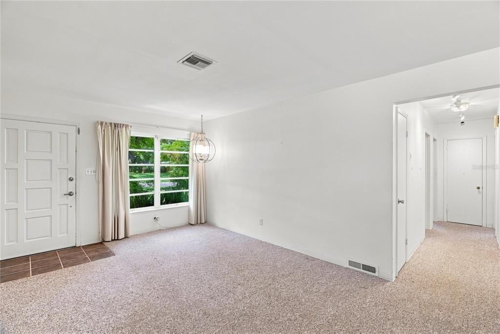 En Venta: $499,000 (3 camas, 1 baños, 1554 Pies cuadrados)