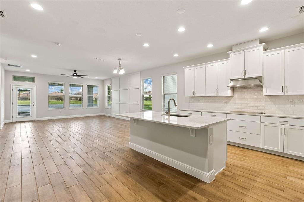 For Sale: $799,000 (4 beds, 3 baths, 3327 Square Feet)
