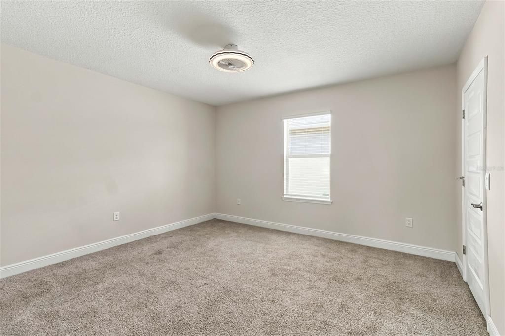 For Sale: $799,000 (4 beds, 3 baths, 3327 Square Feet)